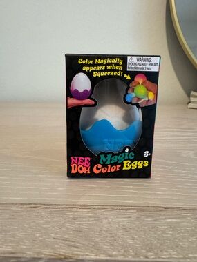 Nee Doh Magic Color Egg - Blue
